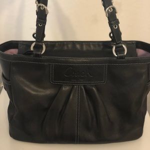 Black leather Coach shoulder bag tote